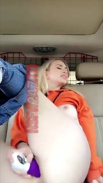Aria Rayne 10 minutes outdoor in car masturbating snapchat premium xxx porn videos on leakfanatic.com