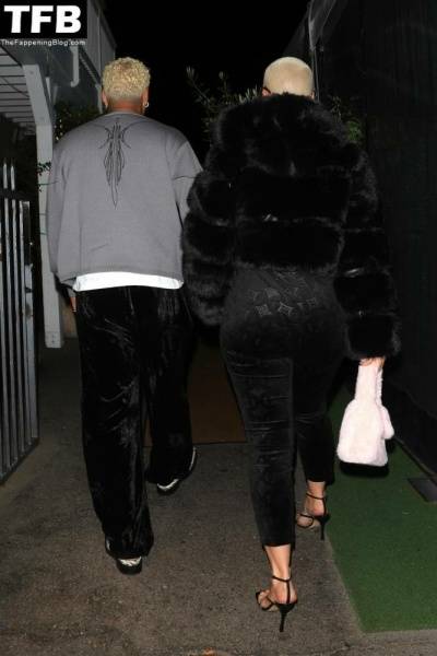 Amber Rose Celebrates Alexander Edwards 19 36th BDAY at Giorgio Baldi on leakfanatic.com