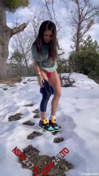 Violet Summers How to make yellow snow snapchat premium 2021/02/04 porn videos on leakfanatic.com