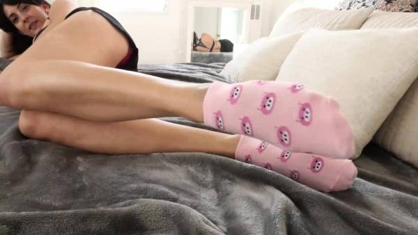 Stella liberty pink sock tease soles smelling foot XXX porn videos on leakfanatic.com
