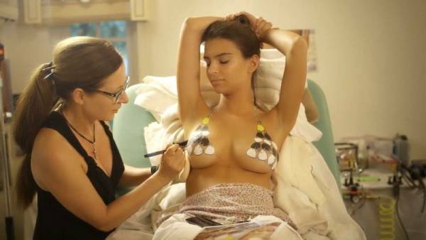 Emily Ratajkowski Nude Body Paint Photoshoot Video Leaked - Usa on leakfanatic.com