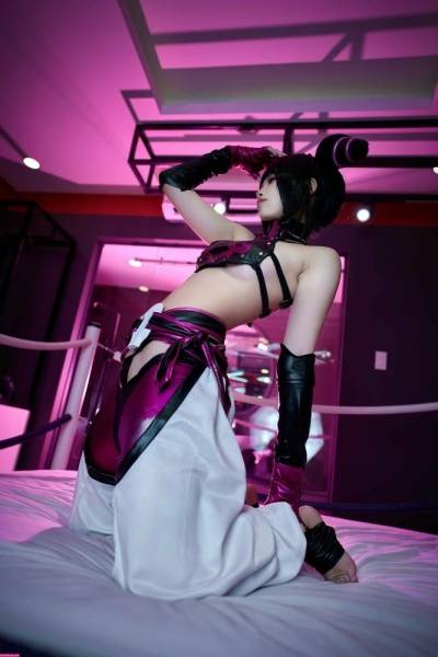 ZinieQ Cosplayer Juri Han Photos #2 on leakfanatic.com