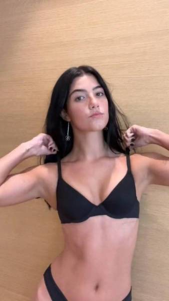 Charli D 19Amelio Lingerie Modeling Video Leaked - Usa on leakfanatic.com