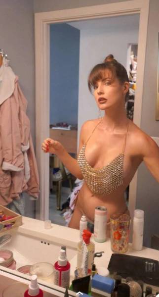Amanda Cerny Nude Pearl Lingerie OnlyFans Set Leaked on leakfanatic.com