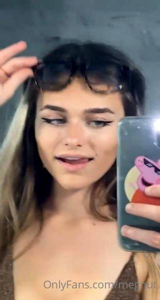 Megnutt02 Nude Mirror Selfie Tease Onlyfans Video Leaked on leakfanatic.com