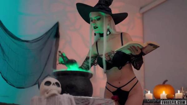 Eva Elfie Blowjob Witch Cosplay OnlyFans Video Leaked on leakfanatic.com
