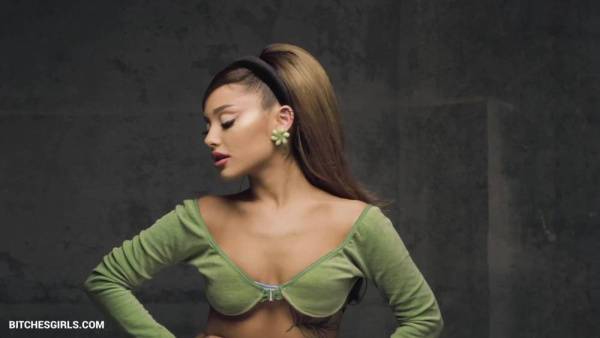 Ariana Grande Nude Celeb - Celebrities Leaked Nude Photo on leakfanatic.com