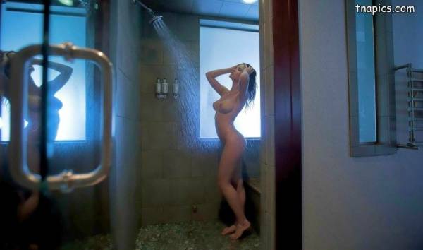 Amanda Cerny Nude on leakfanatic.com