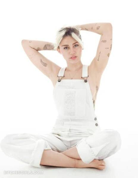 Miley Cyrus Nude Celebrities - Miley Nude Videos Celebrities on leakfanatic.com