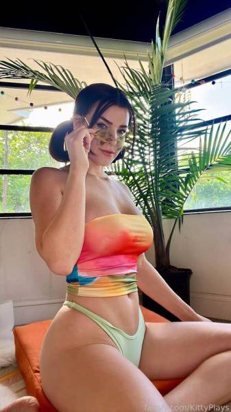 KittyPlays Sexy Colorful Top Thong Fansly Set Leaked on leakfanatic.com