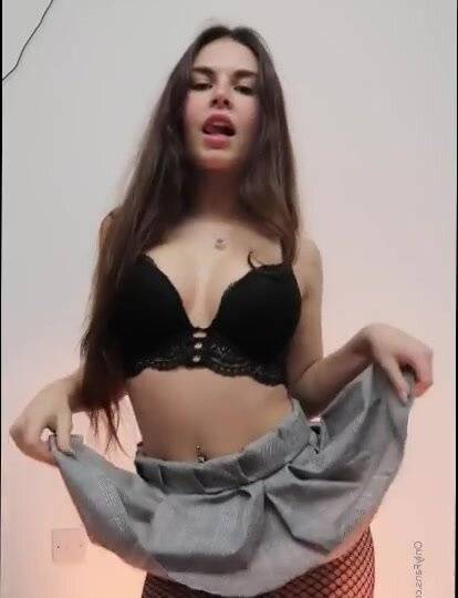 Lauren Alexis Sexy Fishnets Striptease Reddit Youtuber Video on leakfanatic.com