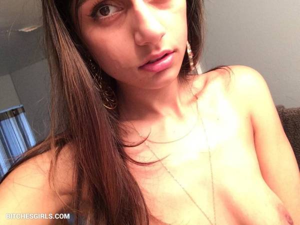 Mia Khalifa Nude Celeb - Mia Twitch Leaked Naked Pics on leakfanatic.com