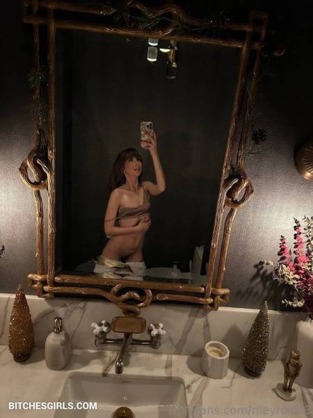 Riley Reid Petite Nude Girl - Therileyreid Onlyfans Leaked Naked Video on leakfanatic.com