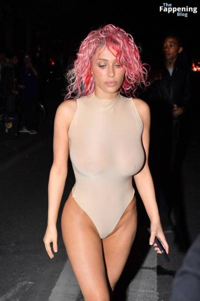 Bianca Censori Flashes Her Nude Boobs in Paris (57 Photos) on leakfanatic.com