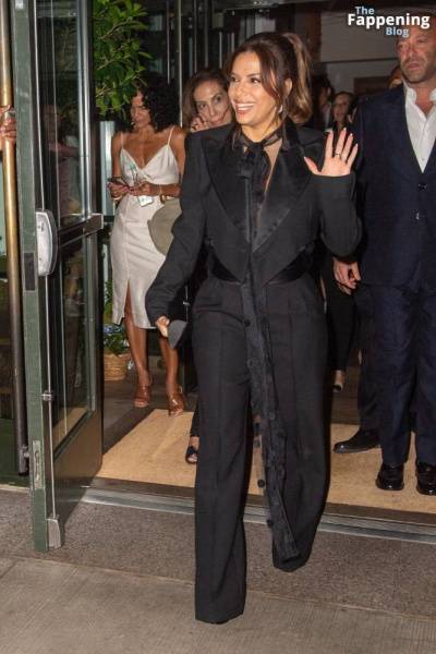 Eva Longoria Goes Braless in NYC (18 Photos) - New York on leakfanatic.com