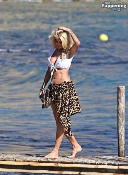 Victoria Silvstedt Looks Sexy in Ibiza (27 Photos) on leakfanatic.com