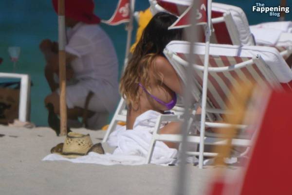 Karina Jelinek Shows Off Her Sexy Boobs in a Bikini (13 Photos) - Argentina on leakfanatic.com