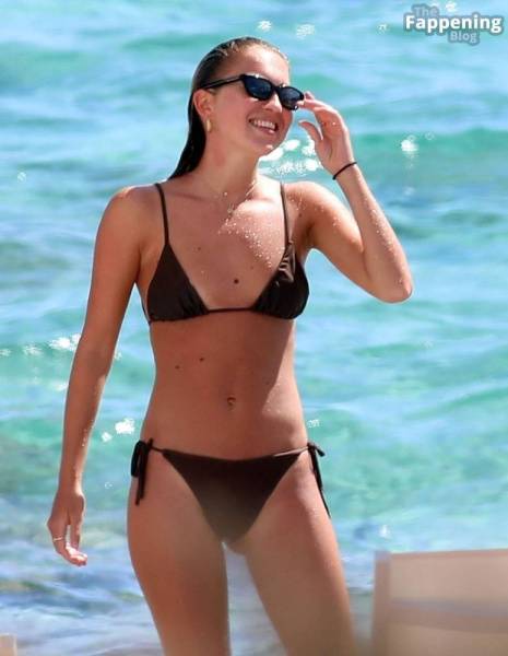 Lila Grace Moss Flaunts Her Sexy Slender Figure in Formentera (65 Photos) - Britain on leakfanatic.com
