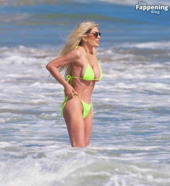 Tori Spelling Looks Smoking Hot in a Bikini as She Hits the Beach in Malibu (24 Photos) on leakfanatic.com