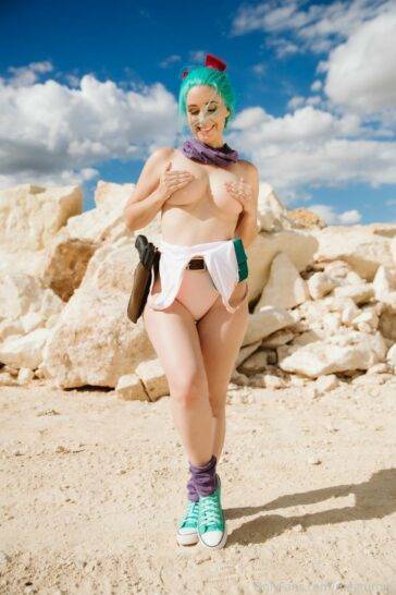 Meg Turney Onlyfans Bulma Cosplay on leakfanatic.com