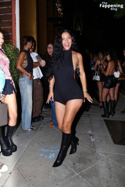 Leah Kateb Shows Off Her Sideboob in WeHo (23 Photos) - Usa on leakfanatic.com