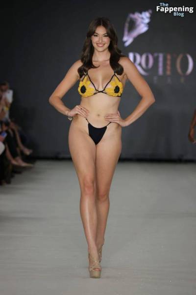 Rachel Pizzolato Displays Her Sexy Body at the ëa Lingerie Fashion Show (14 Photos) on leakfanatic.com